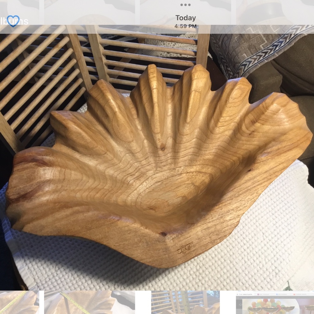 Hand Carved Wooden Bowl Shell / Shell Motif Bowl Wood / Retro / Mid Century